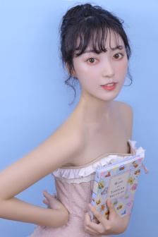 公交车上人妻被涂春药